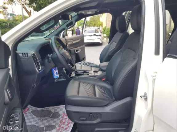 Ford Everest Titanium 2.0 AT 4x2 2025 - Ford Everest Titanium 2.0 AT 4x2 2025 - mua bán xe ô tô cũ uy tín tại Hà Nội