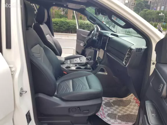 Ford Everest Titanium 2.0 AT 4x2 2025 - Ford Everest Titanium 2.0 AT 4x2 2025 - mua bán xe ô tô cũ uy tín tại Hà Nội