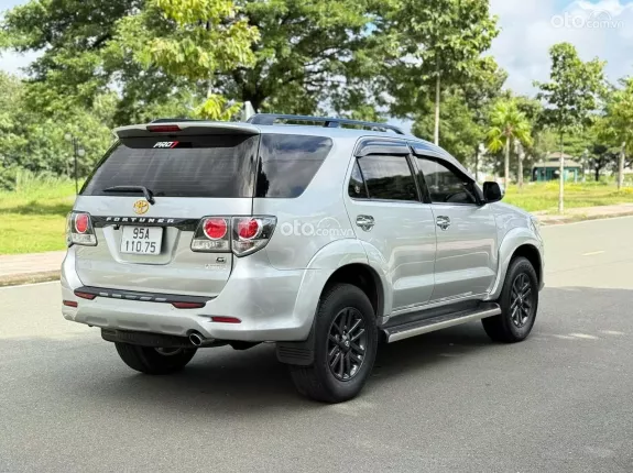 Toyota Fortuner 2.4 MT 4x2 2015 - Máy dầu bền bỉ, tiết kiệm nhiên liệu, giữ giá tốt