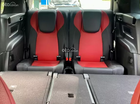Mercedes-Benz GLB 200 AMG 2021 - Trắng - Nt Đen đỏ - Nhập Khẩu