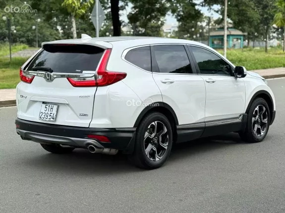 Honda CR-V 1.5 E 2019 - Thiếu kế gầm cao, kiểu dáng đẹp. Hôc trợ góp ngân hàng