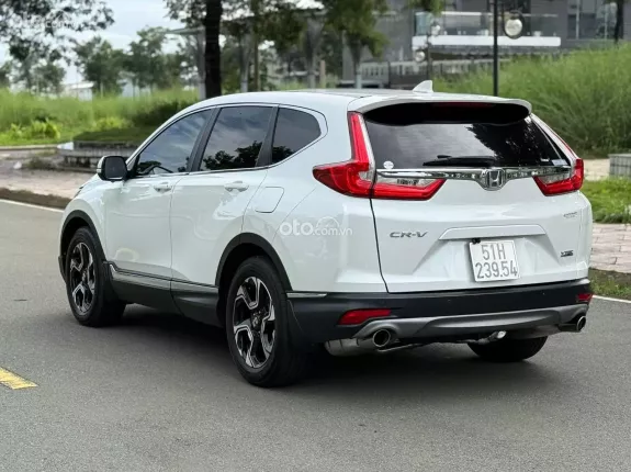 Honda CR-V 1.5 E 2019 - Thiếu kế gầm cao, kiểu dáng đẹp. Hôc trợ góp ngân hàng