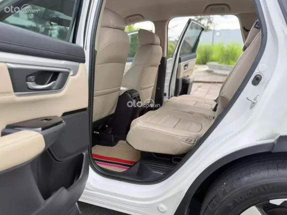 Honda CR-V 1.5 E 2019 - Thiếu kế gầm cao, kiểu dáng đẹp. Hôc trợ góp ngân hàng