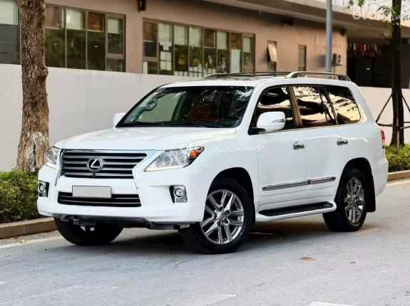 Lexus LX 570 2013 - Lx570 sx2013 đăng ký lần đầu 2015 siêu mới, 1 chủ duy nhất từ đầu