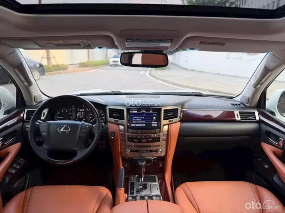 Lexus LX 570 2013 - Lx570 sx2013 đăng ký lần đầu 2015 siêu mới, 1 chủ duy nhất từ đầu