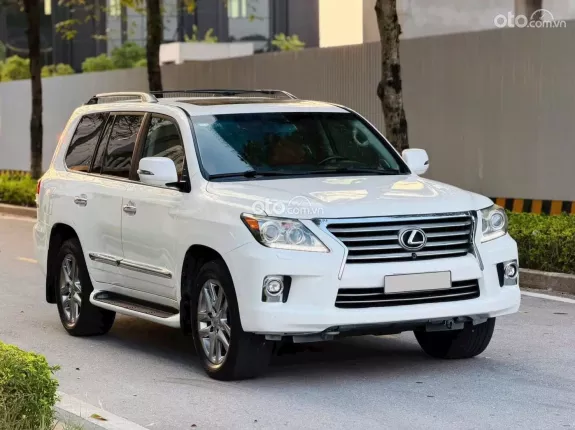Lexus LX 570 2013 - Lx570 sx2013 đăng ký lần đầu 2015 siêu mới, 1 chủ duy nhất từ đầu