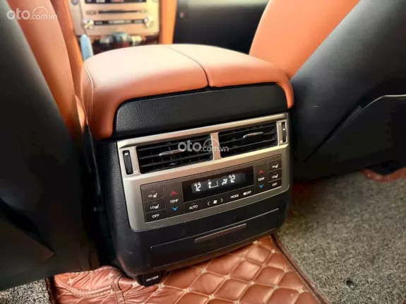 Lexus LX 570 2013 - Lx570 sx2013 đăng ký lần đầu 2015 siêu mới, 1 chủ duy nhất từ đầu