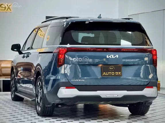 Kia Carnival 2.2D Luxury 2024 - Model 2025 Siêu Lướt
