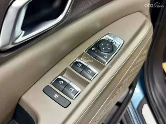 Kia Carnival 2.2D Luxury 2024 - Model 2025 Siêu Lướt