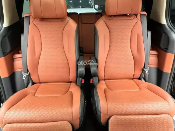 Kia Carnival 2.2D Signature 2022 - Xe màu xanh cavansite da bò, giá cực tốt