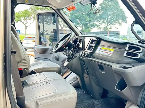 Ford Transit Tiêu chuẩn 2024 - Transit 16 chỗ đời 2024, xe chất, biển vip, chạy 10vạn