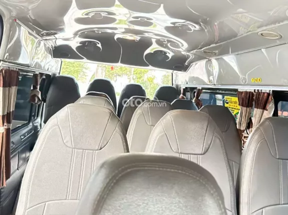 Ford Transit Tiêu chuẩn 2024 - Transit 16 chỗ đời 2024, xe chất, biển vip, chạy 10vạn