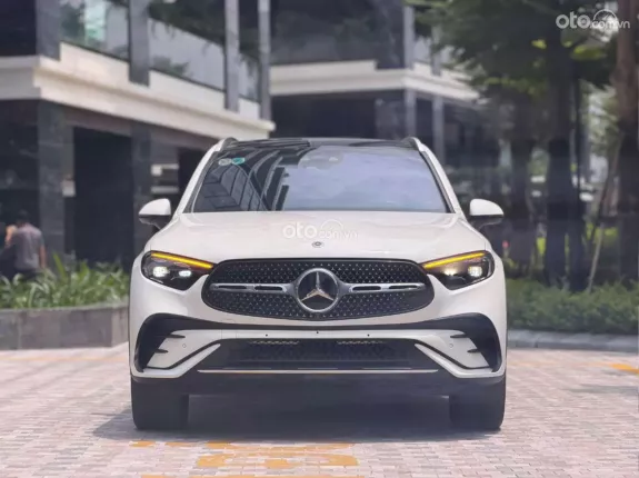 Mercedes-Benz GLC 300 4Matic 2023 - BAO ĐẬU BANK 70-90% (Ib Zalo tư vấn trực tiếp 24/7)