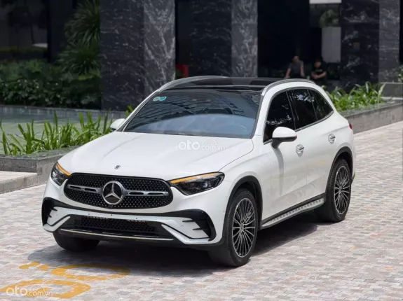Mercedes-Benz GLC 300 4Matic 2023 - BAO ĐẬU BANK 70-90% (Ib Zalo tư vấn trực tiếp 24/7)