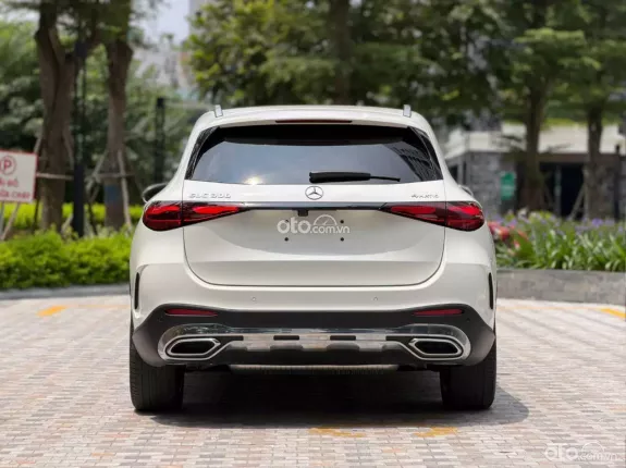 Mercedes-Benz GLC 300 4Matic 2023 - BAO ĐẬU BANK 70-90% (Ib Zalo tư vấn trực tiếp 24/7)