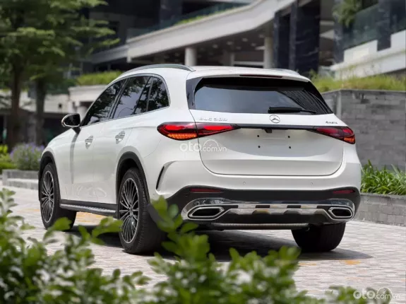 Mercedes-Benz GLC 300 4Matic 2023 - BAO ĐẬU BANK 70-90% (Ib Zalo tư vấn trực tiếp 24/7)