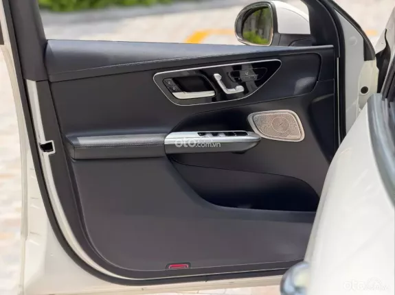 Mercedes-Benz GLC 300 4Matic 2023 - BAO ĐẬU BANK 70-90% (Ib Zalo tư vấn trực tiếp 24/7)