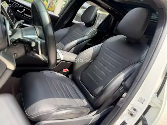Mercedes-Benz GLC 300 4Matic 2023 - BAO ĐẬU BANK 70-90% (Ib Zalo tư vấn trực tiếp 24/7)