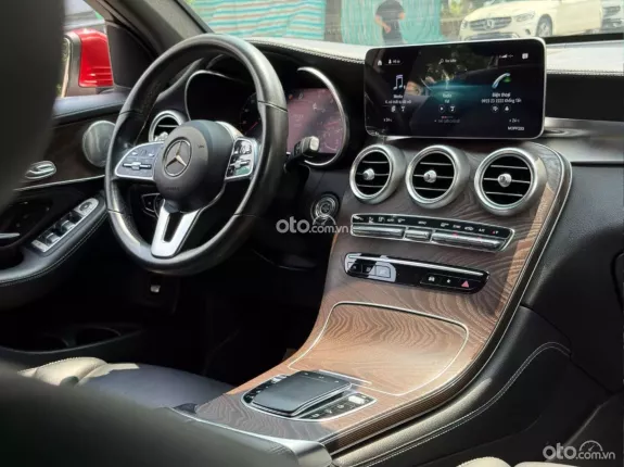 Mercedes-Benz GLC 200 4Matic 2019 - Xe bảo dưỡng cấp lớn, full lịch sử hãng