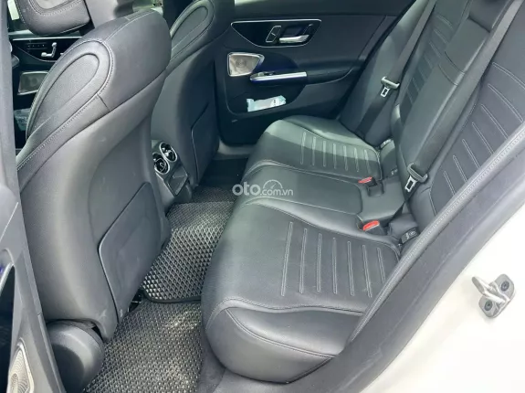 Mercedes-Benz C300 AMG 2022 - BAO ĐẬU BANK 70-90% (Ib Zalo tư vấn trực tiếp 24/7)