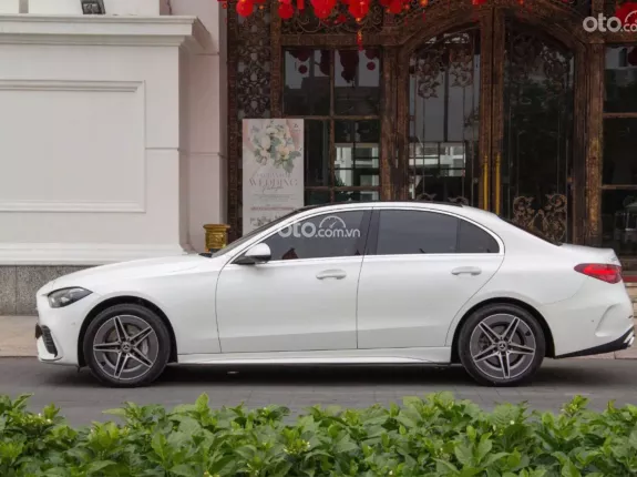 Mercedes-Benz C300 AMG 2025 - Bao check test - Bảo hành chính hãng dài
