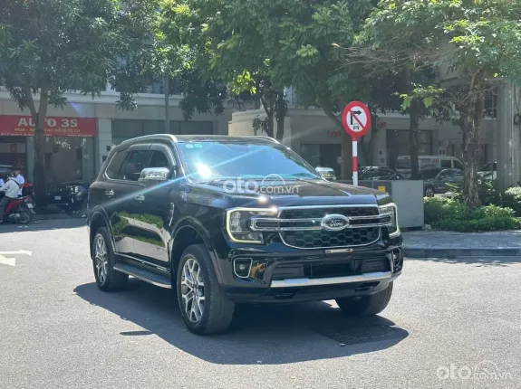 Ford Everest Titanium 2.0 AT 4x2 2022 - Hàng vừa cập bến