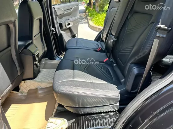 Ford Everest Titanium 2.0 AT 4x2 2022 - Hàng vừa cập bến