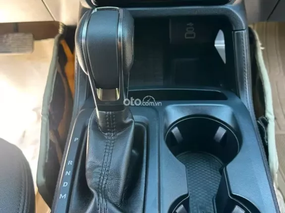 Ford Everest Titanium 2.0 AT 4x2 2022 - Hàng vừa cập bến