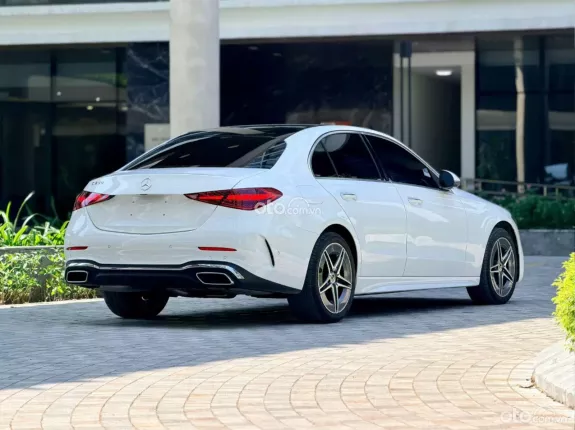 Mercedes-Benz C300 AMG 2025 - BAO ĐẬU BANK 70-90% (Ib Zalo tư vấn trực tiếp 24/7)