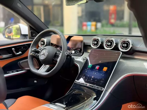 Mercedes-Benz C300 AMG 2025 - BAO ĐẬU BANK 70-90% (Ib Zalo tư vấn trực tiếp 24/7)