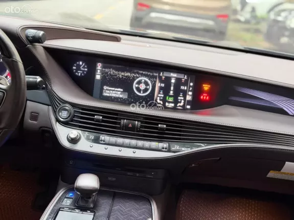Lexus LS 500 2019 - LEXUS LS500 2020