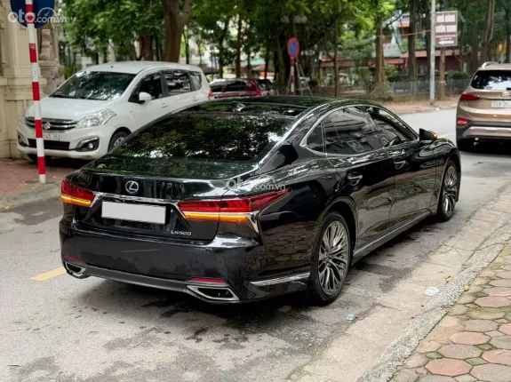 Lexus LS 500 2019 - LEXUS LS500 2020