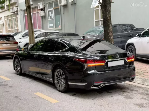 Lexus LS 500 2019 - LEXUS LS500 2020