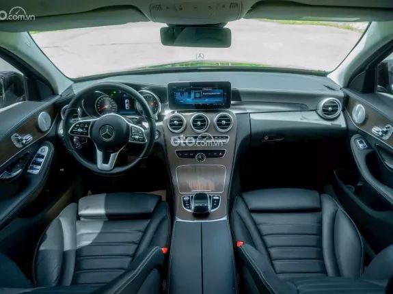 Mercedes-Benz C200 Exclusive 2021 - MỘT CHỦ TỪ ĐẦU BIỂN HCM