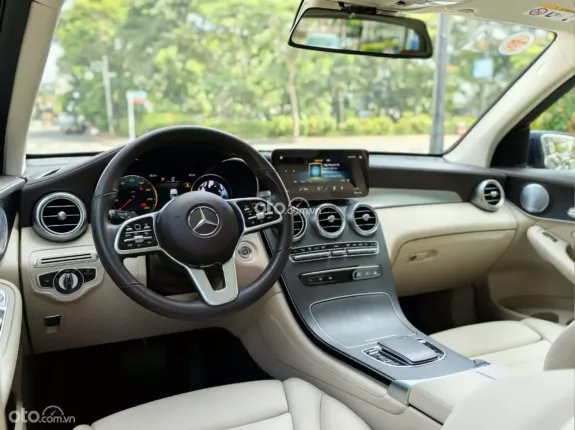 Mercedes-Benz GLC 300 2020 - MỘT CHỦ TỪ ĐẦU
