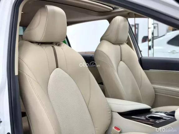 Toyota Camry 2.5Q 2020 - Cọp nhất thị trường chuyển nhượng
