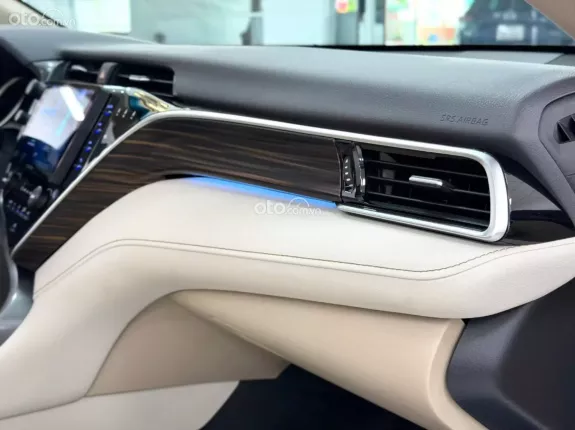 Toyota Camry 2.5Q 2020 - Cọp nhất thị trường chuyển nhượng