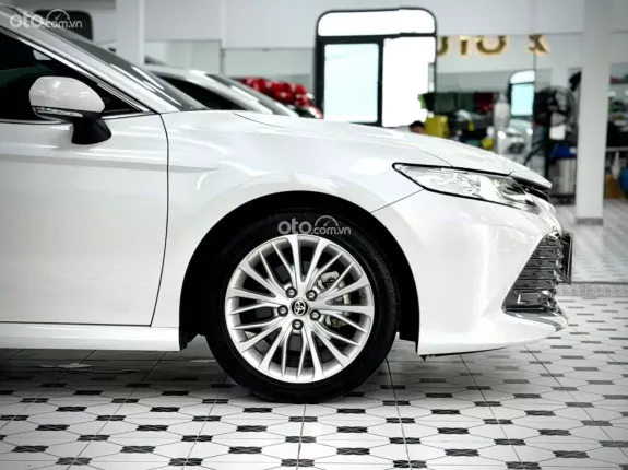 Toyota Camry 2.5Q 2020 - Cọp nhất thị trường chuyển nhượng
