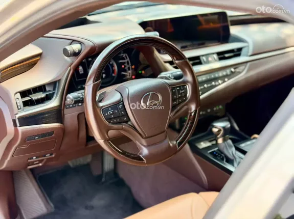 Lexus ES 250 2021 - SANG TRỌNG CHUẨN DOANH NHÂN