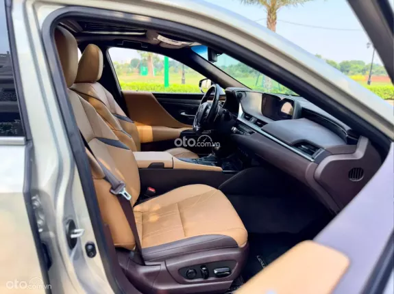 Lexus ES 250 2021 - SANG TRỌNG CHUẨN DOANH NHÂN