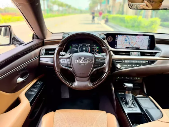 Lexus ES 250 2021 - SANG TRỌNG CHUẨN DOANH NHÂN