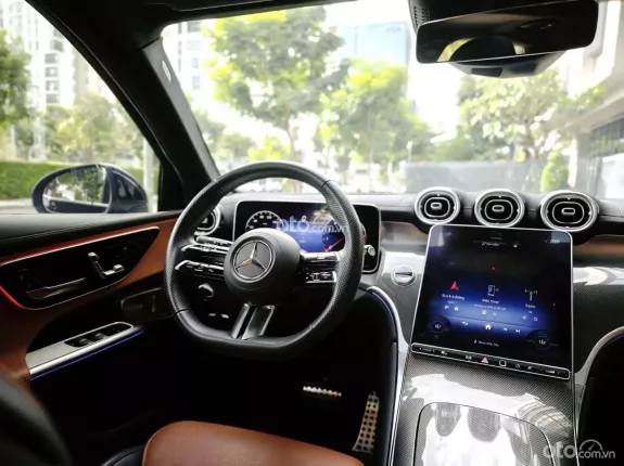 Mercedes-Benz GLC 300 2023 - BIỂN SỐ HCM