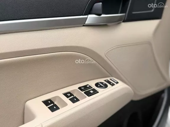 Hyundai Elantra   2.0 AT 2021 - Phong cách hiện đại, tiết kiệm nhiên liệu. Hỗ trợ góp ngân hàng