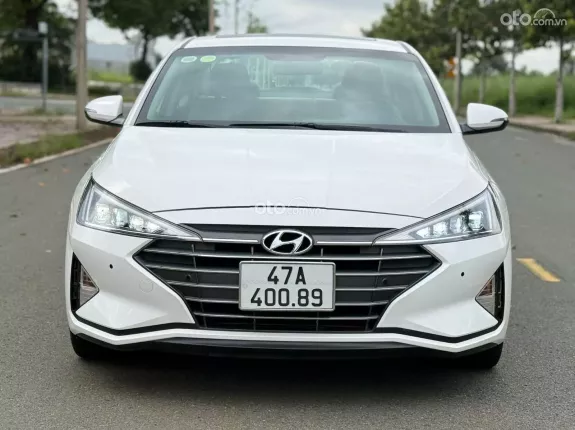 Hyundai Elantra   2.0 AT 2021 - Phong cách hiện đại, tiết kiệm nhiên liệu. Hỗ trợ góp ngân hàng