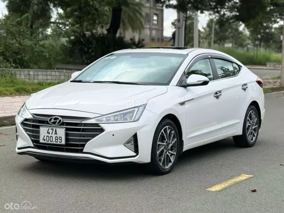 Hyundai Elantra   2.0 AT 2021 - Phong cách hiện đại, tiết kiệm nhiên liệu. Hỗ trợ góp ngân hàng