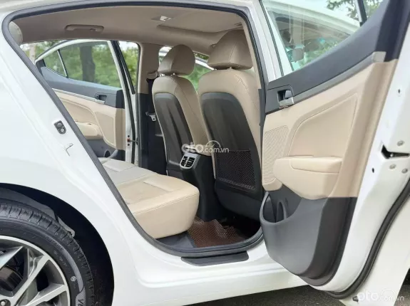 Hyundai Elantra   2.0 AT 2021 - Phong cách hiện đại, tiết kiệm nhiên liệu. Hỗ trợ góp ngân hàng
