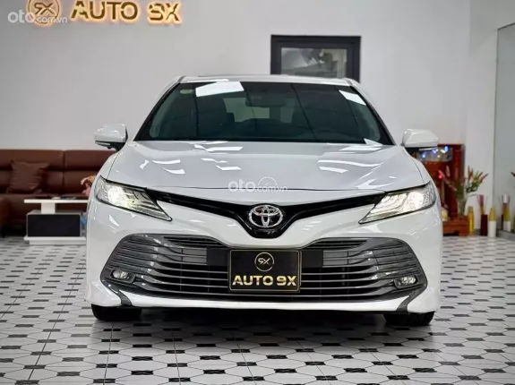 Toyota Camry 2.5Q 2021 - Siêu đẹp xe gia đình giữ kỹ