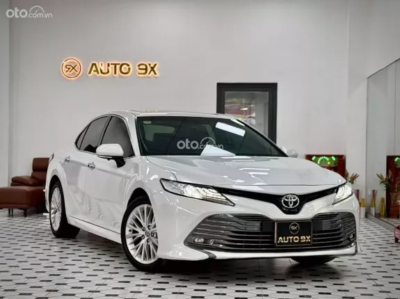 Toyota Camry 2.5Q 2021 - Siêu đẹp xe gia đình giữ kỹ