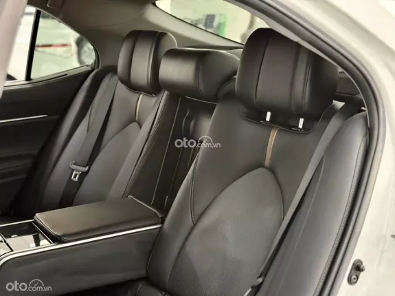 Toyota Camry 2.5Q 2021 - Siêu đẹp xe gia đình giữ kỹ
