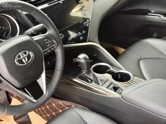 Toyota Camry 2.5Q 2021 - Siêu đẹp xe gia đình giữ kỹ